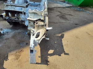 RENAULT Arkana (2019–2026) Front outrigger 641013537R - 3