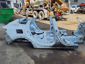 RENAULT Arkana (2019–2026) Aizmugurējais spārns un tā detaļas 760225589R - 3