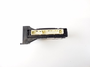 LEXUS CT 200h ZWA10 (2010–2017) Control unit 8865076130 - 3