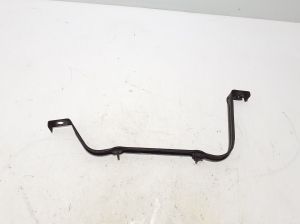   Fuel tank bracket  - 174061320R 