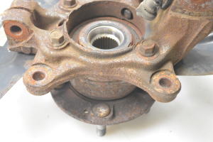 Hyundai Tucson (2015–2026) Front wheel hub - 3