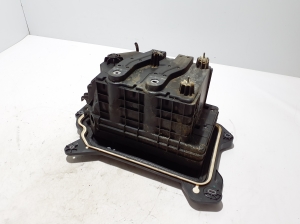 RENAULT Arkana (2019–2026) Akumulatora turētājs 648945022R - 2