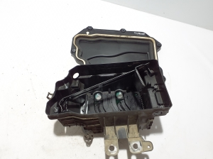 RENAULT Arkana (2019–2026) Akumulatora turētājs 648945022R - 3