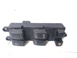 NISSAN Primera P12 (2001–2008) Front door glass switch 80961AV660 - 4