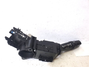 Kia Sorento (2009–2014) Turn signal switch 934102P630 - 2