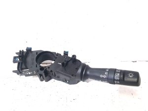 Kia Sorento (2009–2014) Turn signal switch 934102P630 - 3