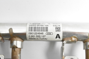Ford Focus (2011–2018) Fuel rail pressure sensor DM5G9H487AA - 6