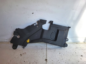Verkleidung unter der Motorhaube - 53795-05010