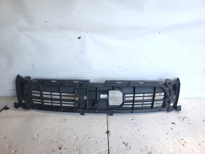 Front bumper lower grille - 4G8807233