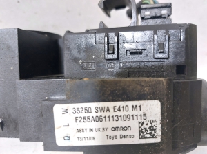 Honda CR-V (2006–2012) Turn signal switch 35250SWAE410M1 - 2