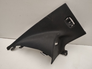   Interior trim of the rear strut  - A2076902925 