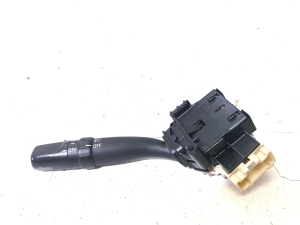 TOYOTA Avensis T25 (2003–2008) Suunatulede lüliti 8414005110 - 2