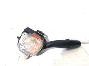 TOYOTA Avensis T25 (2003–2008) Suunatulede lüliti 8414005110 - 3