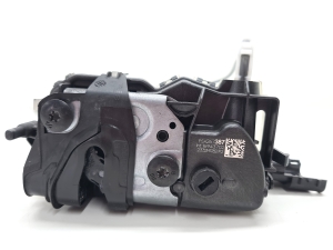 Opel Crossland X X 75 (2017–2026) Front door lock 16943702 - 3