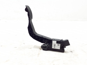 Peugeot 208 (2019–2026) Accelerator pedal 9827704480 - 3