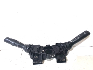 Citroen C1 (2005–2014) Schalter und seine Teile 17F001 - 4