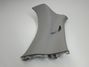 Interior trim of the rear strut - 112499A1