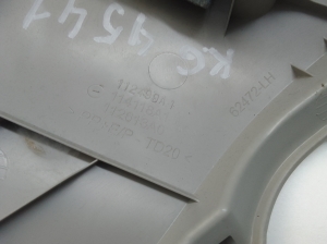 TOYOTA Yaris (2011–2020) Tagumise toe sisekujundus 112499A1 - 2