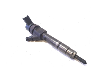 NISSAN Primera P12 (2001–2008) Fuel injector 8200100272 - 2