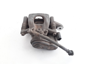 RENAULT Kadjar (2015–2026) Tagumine pidurisadul 440119106R - 3