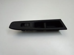 TOYOTA Yaris (2011–2020) Fensterheberschalter vorne