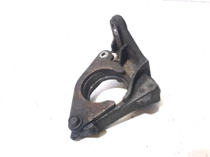 NISSAN Primera P12 (2001–2008) Esimese veovõlli kinnitus 8200187544 - 2