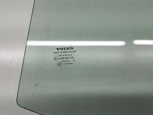 VOLVO XC60 (2008–2017) Aizmugurējo sānu durvju stikls 30745627 - 3