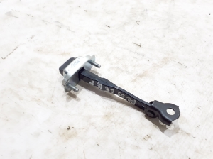 Dacia Duster P1310 (2024–2026) Front door check 804304225R - 2