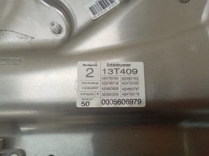Mercedes Benz C-Class 204 (2007–2014) Priekšējo durvju logu pacēlājs un tā daļas 981692105 - 4