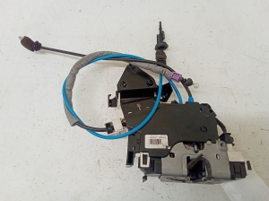 Mercedes Benz C-Class 204 (2007–2014) Rear side door lock A2047300435 - 2
