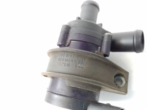 Porsche Cayenne (2010–2017) Zusatzwasserpumpe 7PP819610A - 2