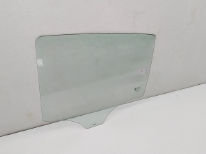 Opel Corsa E (2014–2018) Rear side door glass 161194 - 3