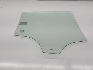 Opel Corsa E (2014–2018) Rear side door glass 161194 - 4
