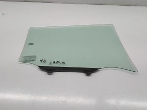NISSAN Micra K14 (2017–2026) Aizmugurējo sānu durvju stikls 823015FA5A - 5
