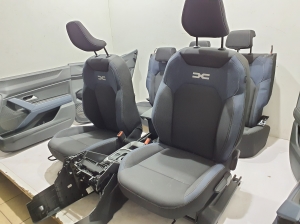 Dacia Duster P1310 (2024–2026) Salons un tā detaļas - 3