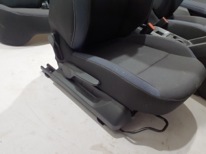 Dacia Duster P1310 (2024–2026) Salons un tā detaļas - 4