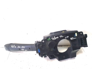 VOLVO XC70 (2000–2007) Turn signal switch 30768101 - 3