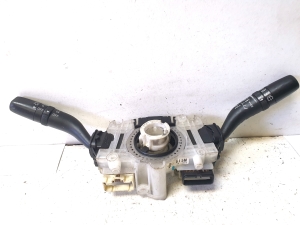 Mazda 6 (2002–2007) Schalter und seine Teile GJ5M17D318 - 2