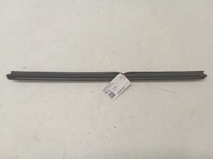 Esiukse klaasi sisemine liist - 14B251059