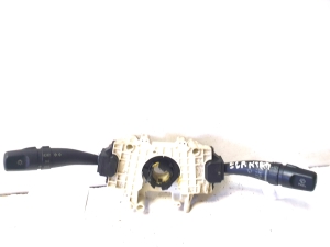 Hyundai Elantra (2000–2006) Commande de clignotants