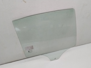 Opel Corsa E (2014–2018) Rear side door glass 1 61 195 - 5