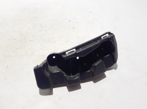   Aizmugurējā bampera kronšteins  - 850443299R 