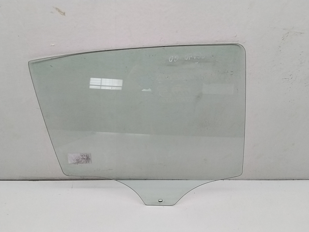 Opel Corsa E (2014–2018) Rear side door glass 161195 Opel Corsa E (2014–2018) Rear side door glass 161195