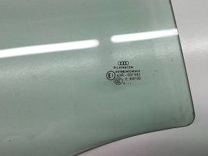 AUDI A4 B8 (2007–2016) Tagumise külgukse klaas 8K5845206B - 5