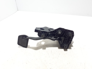 Dacia Duster P1310 (2024–2026) Piduripedaal 465010379R - 4