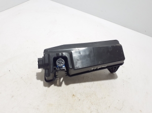 Dacia Duster P1310 (2024–2026) Front washer fluid reservoir 289105888R - 4
