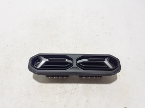   Interior ventilation grilles  - 687604902R 