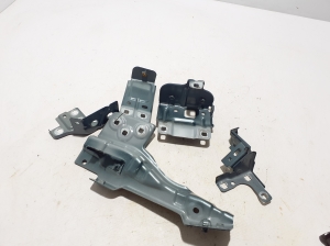 Dacia Duster P1310 (2024–2026) Front fender bracket 638E89657R - 3
