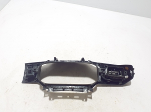 Dacia Duster P1310 (2024–2026) Instrument cluster trim 681356796R - 5