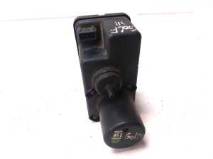 Volkswagen Golf III (1991–1997) Vaakumpump 443862257B - 5